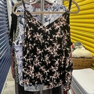 Old Navy | Black Floral Camisole | size 2x